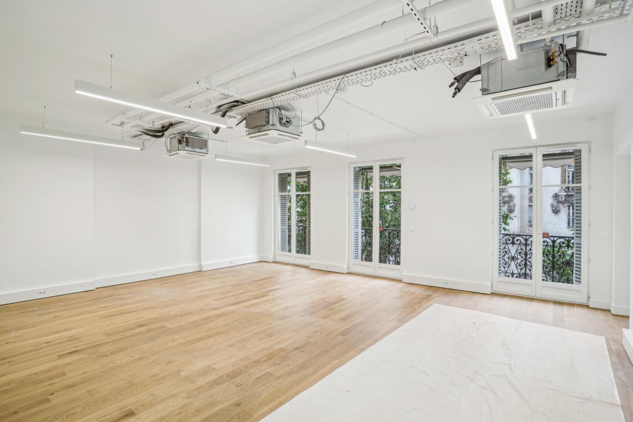 Bureau Paris 350m² Location bureau Paris OLBUR2315889 5
